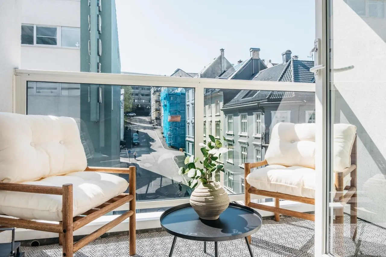 Apartment Stay Urban - Scandinavian Comfort With Private Balcony Bergen